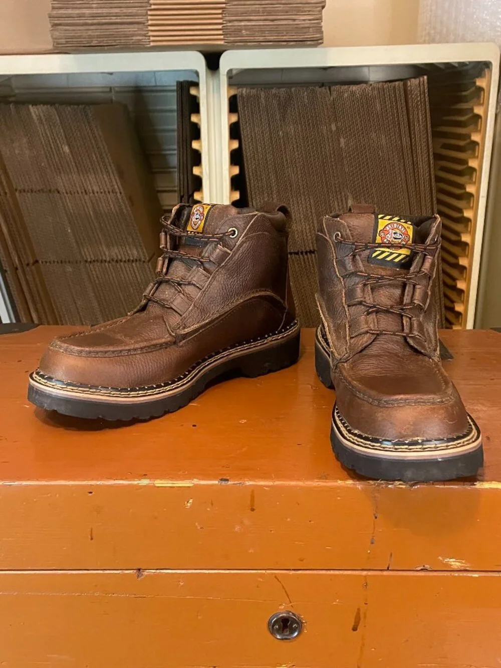 JUSTIN Men's Size 10.5 M Brown Cowhide Leather Steel Toe Ankle Boots WK900